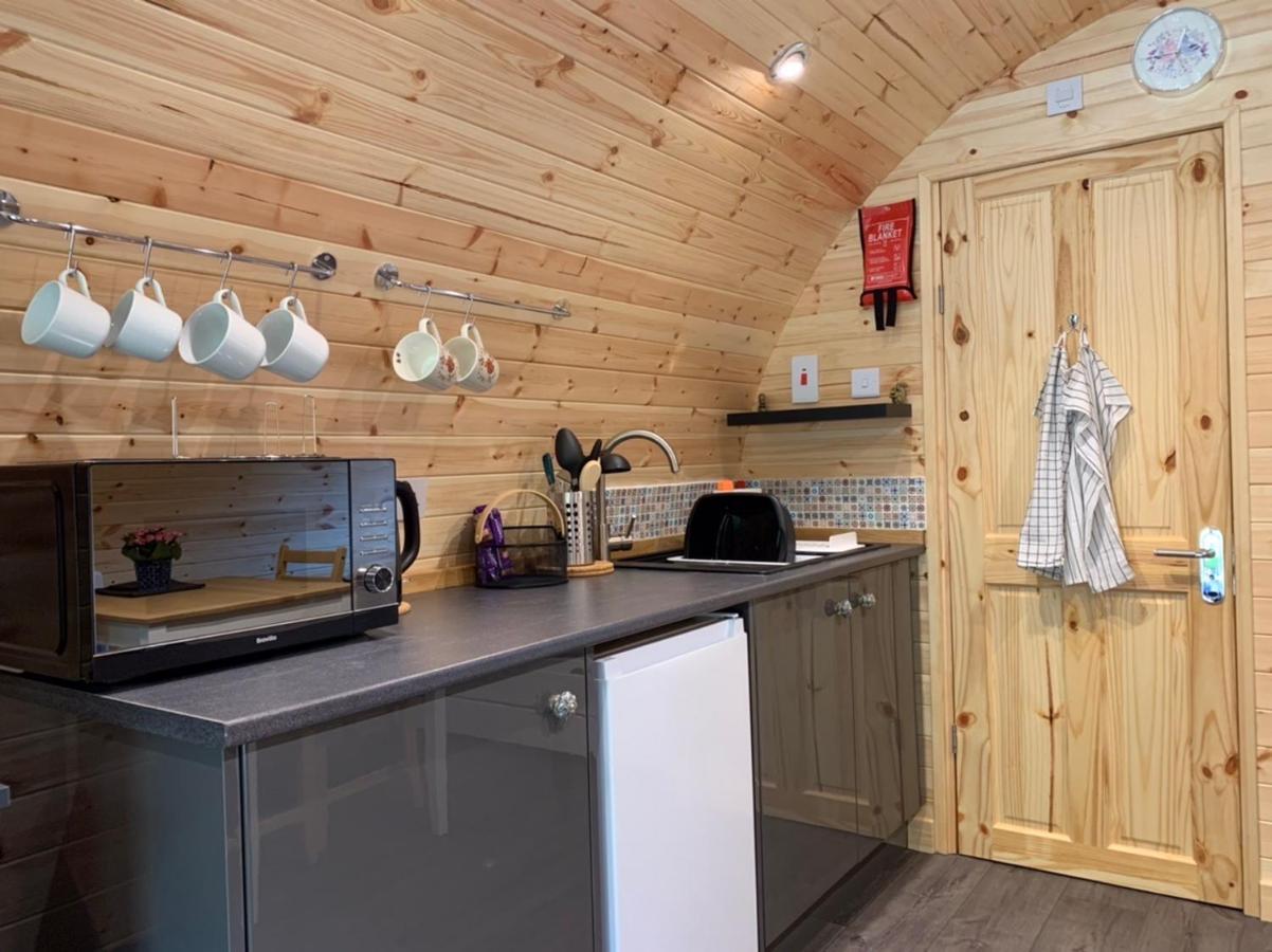 Loch Ness Woodland Pods Hotel Drumnadrochit Bagian luar foto